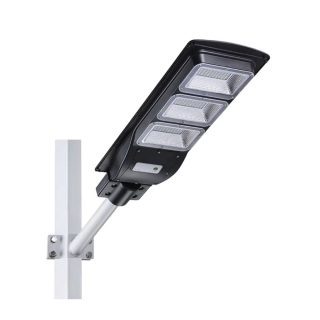Lámpara solar suburbana